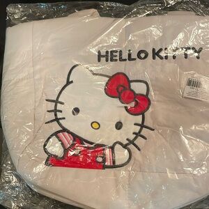 HELLO KITTY CUSHIONED NWT BAG